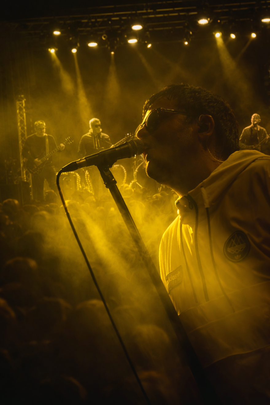 OASIS EXIST en directo en Sidecar, Plaza Real 7, Barcelona